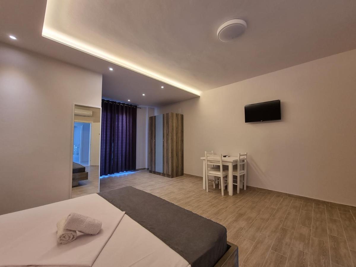 Imperial 4*