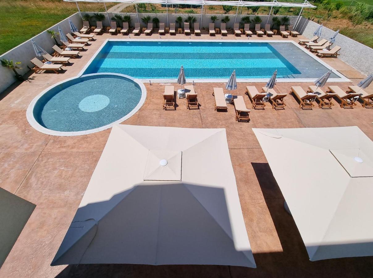 Imperial 4*