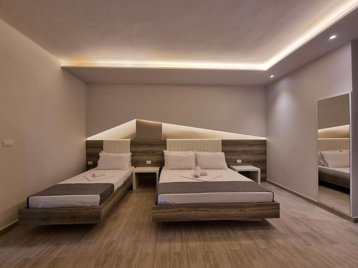 Imperial 4*